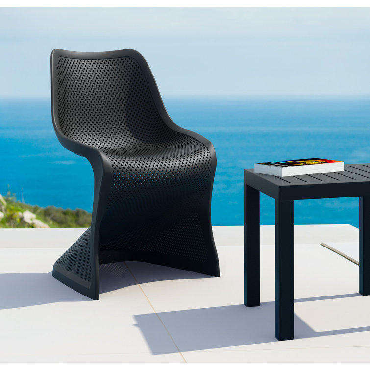 AllModern Chaise de patio empilable et Commentaires | Wayfair.ca